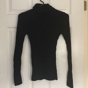 ribbed turtle neck
